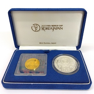 24金(K24)/シルバー1000(SV1000) 投資用地金 FIFAワールドカップ記念1万円金貨1000円銀貨セット 買取相場