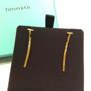 ティファニー(Tiffany&Co) Tワイヤーバー 750 ピアス 買取相場