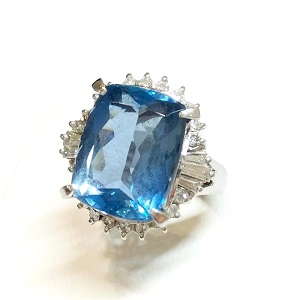 アクアマリン A(5.31ct ダイヤモンド MD(0.51ct Pt900 リング 買取相場