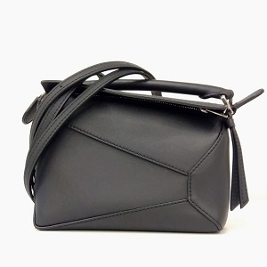 ロエベ(LOEWE) パズルバッグ レザー Bランク 買取相場