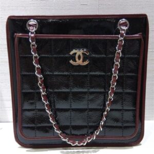 シャネル(CHANEL) チェーントートバッグ チョコバー パテント ブラック×ブラウン Bランク 買取相場