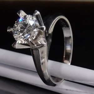 ダイヤモンド D(1.3ct VS2 G Pt900 リング 買取相場