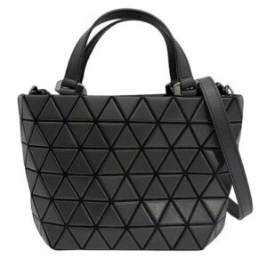 バオバオ イッセイミヤケ(BAOBAO ISSEY MIYAKE) クリスタルマット ハンドバッグ 2WAY BB21AG313 ブラック レディース Bランク バオバオ 買取相場