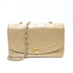 シャネル(CHANEL) マトラッセ ダイアナ22 ベージュ 1番台 買取相場