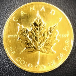 24金(K24) 投資用地金 メイプルリーフ金貨 1/2oz 買取相場