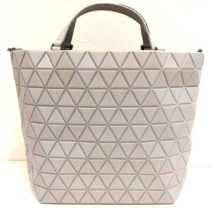 バオバオ イッセイミヤケ (BAOBAO ISSEY MIYAKE) クリスタルマット AG311 ショルダーバッグ Aランク 買取相場